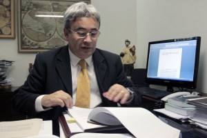 harrison_3-300x200 Advogado confia na cassação de RC: “Cássio perdeu o mandato por muito menos”