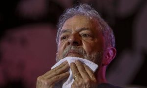 20180228173044788161o-300x179 STJ adia julgamento do habeas corpus do ex-presidente Lula