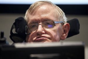 Stephen-Hawking-300x200 Morre o físico Stephen Hawking aos 76 anos no Reino Unido