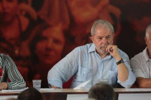 lula-preso-300x200 Supremo julga pedido de habeas corpus de Lula; acompanhe