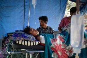 indonesia_terremoto-300x200 Terremoto deixa 10 mortos, 40 feridos e vários danos