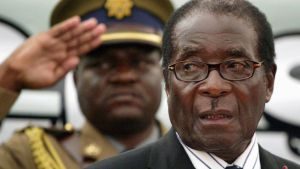 98783405_mugabe_reuters3-300x169 Mugabe aceita vitória de seu sucessor nas eleições