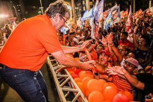 001-2-300x200-300x200 Governador eleito, João Azevêdo venceu em 209 municípios da PB