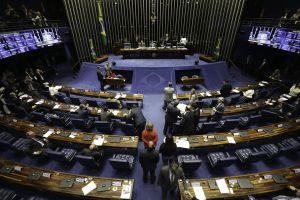 Senado-300x200 Senado recua mudança na Ficha Limpa