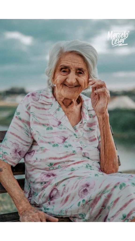 cotinhashow5-576x1024 Aos 97 anos, vovó Monteirense é sucesso nas redes sociais