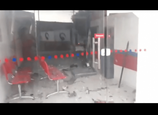 timthumb-2-520x378 Bandidos explodem agência bancária no Cariri