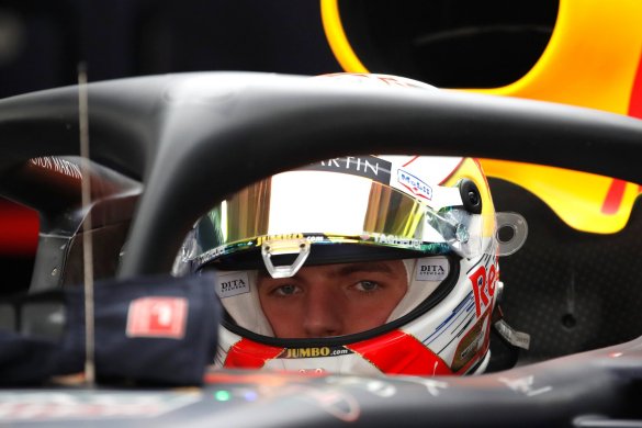 f1-verstappen-585x390 Verstappen fica furioso após ter sido ultrapassado em volta de aquecimento