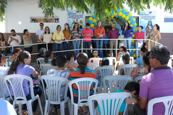 alunos-da-rede-municipal-de-ensino-recebem-atendimento-oftalmologico-em-monteiro-4-587x390 Alunos da rede municipal de ensino recebem atendimento Oftalmológico em Monteiro