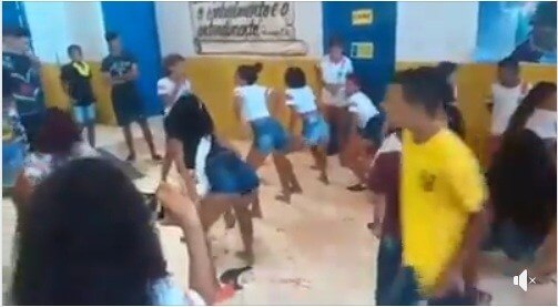 crianças-dançando-funk Deputada quer proibir ‘passinho’ e outras danças em escolas