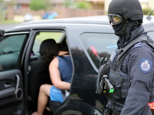 000_hkg10236795-300x225 Austrália anuncia detenções em operação antiterrorista