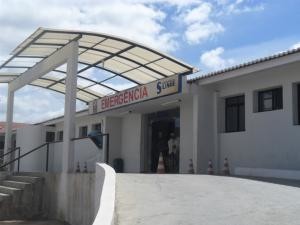 11012016090531-300x225 Sem assistência em Monteiro, paciente é atendida no hospital de Sumé