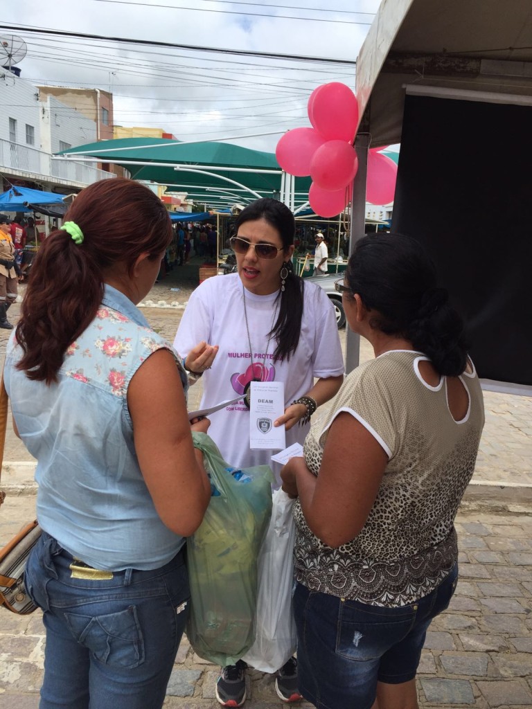 20160124033905-768x1024 Delegacia da Mulher de Monteiro realiza ações de prevenção à violência