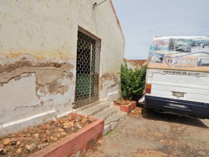 20160125153346-300x225 Mato, lixo e esgotos a céu aberto mostram descaso da Gestão do Prefeito Junior Nobrega no município da Prata, no Cariri