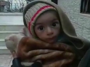 fome-siria-300x225 Isolados pela guerra, sírios comem até terra e grama