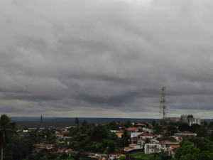 12.06.13-chuvas_fotos_roberto-guedes-41-300x225 Aesa prevê possibilidade de chuva em todo o Estado durante o fim de semana