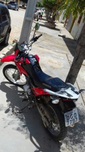 20160305070313-169x300 Moto roubada é encontrada escondida em terreno baldio, em Monteiro