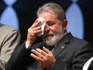 lula_triste-300x225 Teori determina que juiz Moro envie investigação sobre Lula para o STF