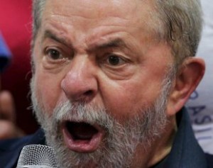posse-lula-300x237 Ex-presidente Lula diz que quadrilha no Congresso implantou o caos no Brasil