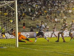 16286236280003622710000-300x225 Botafogo-PB vence o Linense-SP nos pênaltis e avança para a próxima fase da Copa do Brasil