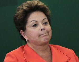 Dilma-Rousseff1-310x245-300x237 Comissão vota hoje parecer do impeachment de Dilma Rousseff