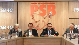 carlossiqueirapsb-300x174 Contra impeachment, RC deve participar de encontro da executiva nacional do PSB na próxima semana