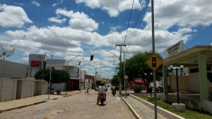 sinal-monteiro-300x169 Sinais de trânsito com defeito causam transtornos em Monteiro