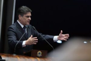 cassio-300x200 Cássio diz que bancada federal ajudará a Paraíba independente de brigas e disputas locais