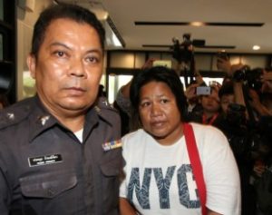 patnaree-chankij-300x237 Faxineira tailandesa pode pegar 15 anos de prisão após ‘ok’ no Facebook