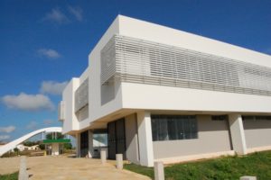 Cópia-de-monteiro-fachada-300x200 IFPB Campus Monteiro oferta disciplinas no turno da tarde