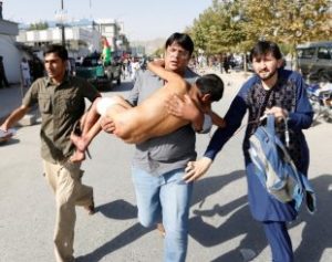 cabul-menino-310x245-300x237 Ataque durante manifestação em Cabul deixa mortos e feridos