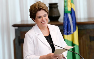 16229629-300x189 Julgamento de Dilma deverá durar sete dias e acabar em 31 de agosto