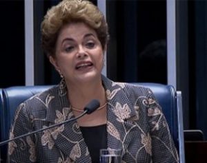 Dilma-Rousseff-3-310x245-300x237 Telão transmitirá votação do impeachment em JP