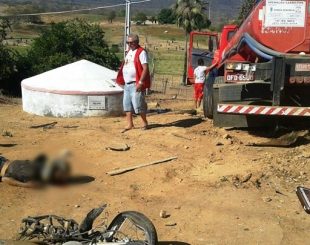 acidente_coremas_carro-pipa-5-310x245 Acidente entre moto e caminhão-pipa deixa um morto no Sertão