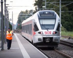 trem1-1-310x245-300x237 Morre segunda vítima de ataque a trem na Suíça, diz porta-voz