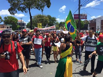 16832636280003622710000 Com cartazes de “Fora Temer”, Grito dos Excluídos participa de Desfile Cívico em João Pessoa