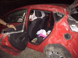 16895836280003622710000-300x225 Perseguição a suspeitos termina com dois feridos após carro capotar, na Paraíba