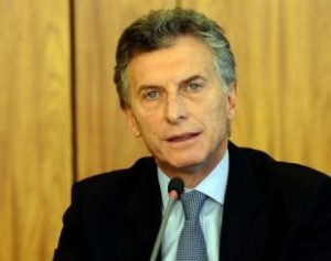 988289-aaa_-a-dsc_6990-001-310x245-300x237 PIB da Argentina encolhe pelo terceiro trimestre consecutivo