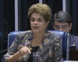 Dilma-Rousseff-4-310x245-300x237 Dilma protocola último recurso para tentar anular impeachment