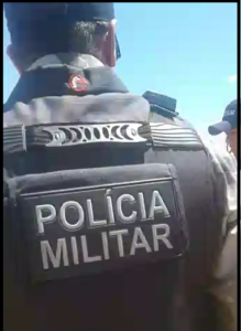 pm-1-219x300 Homem tenta matar outro com golpe de faca no pescoço em Monteiro