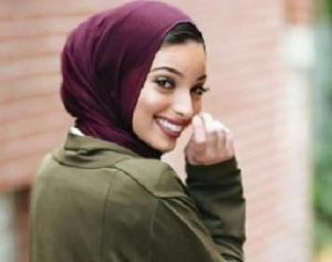 noor-tagouri-310x245-300x237 Conheça a primeira muçulmana a posar para a Playboy usando véu