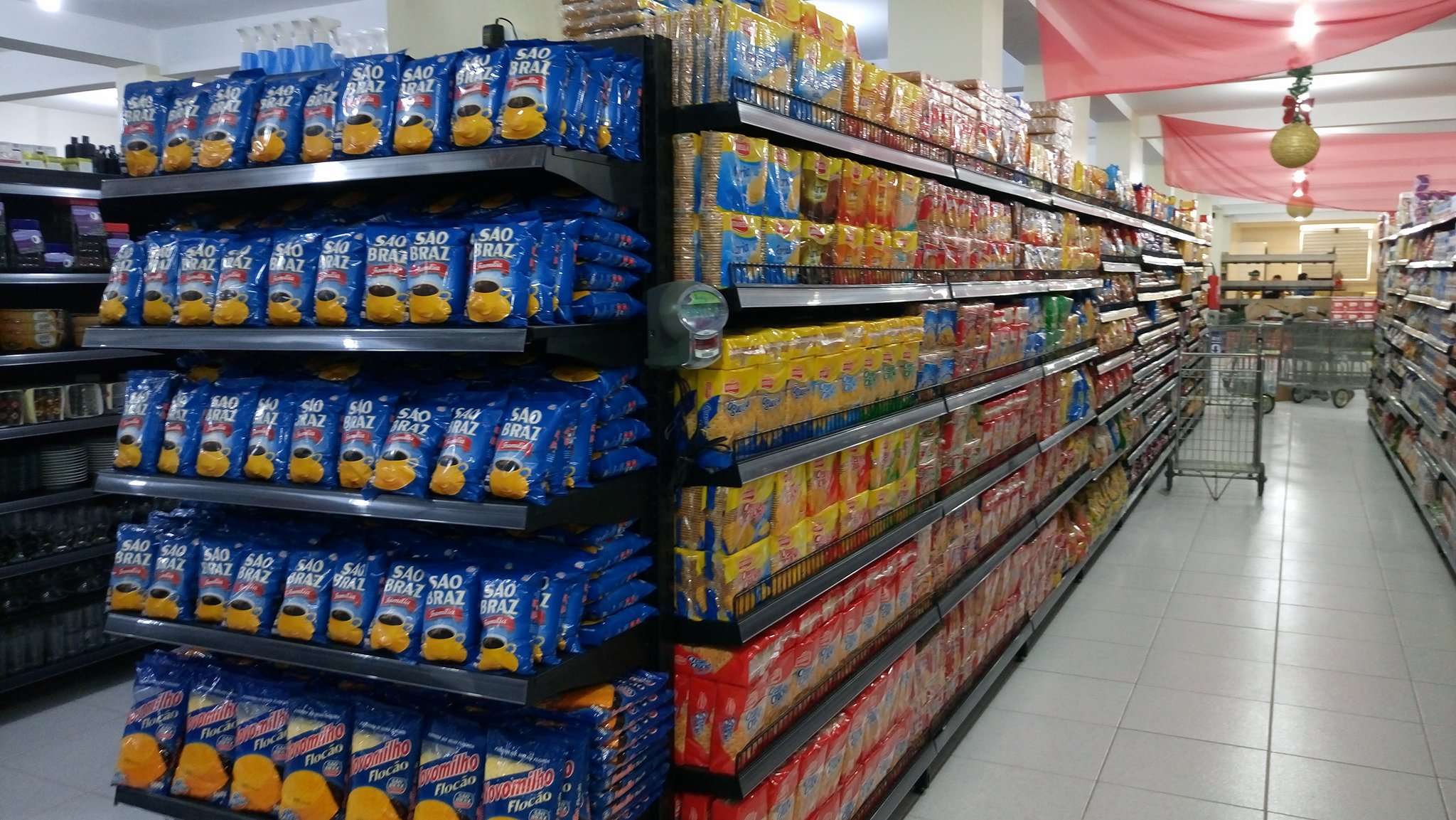 14923864_10208176429671593_325682397_o É AMANHÃ: Inauguração do Bom Demais  Supermercados