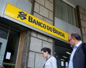 banco-do-brasil-310x245-300x237 Banco do Brasil anuncia plano para fechar 781 agências no país