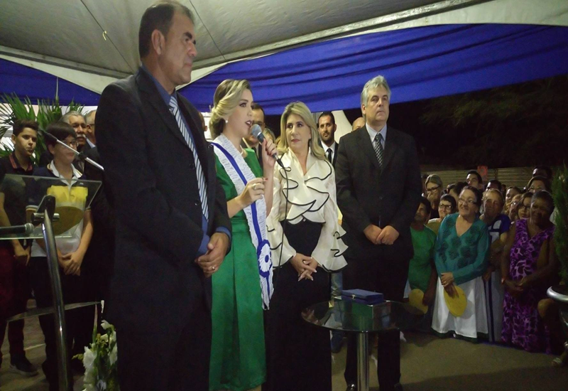 01-Copy Prefeita e vice eleitos tomam posse em cerimônia emocionante em Monteiro