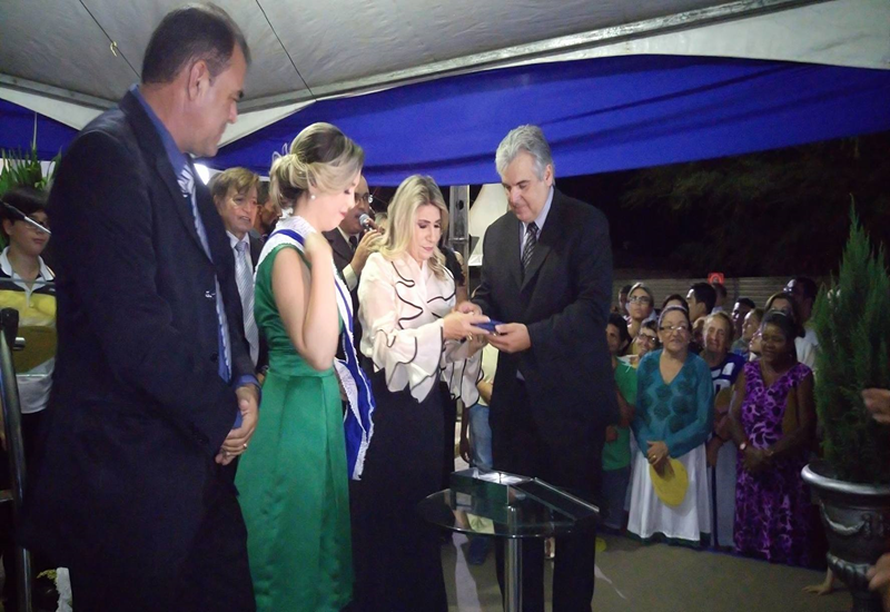 12-Copy Prefeita e vice eleitos tomam posse em cerimônia emocionante em Monteiro