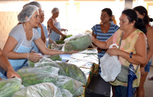 monteiro_07-300x191 350 famílias de Monteiro recebem produtos agroecológicos da agricultura familiar