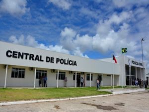 CENTRAL-POLICIA-CIVIL-PB-300x225 Delegado da Polícia Civil da Paraíba é preso acusado de desvio de dinheiro e adulteração de veículo
