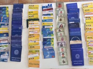 bolsa-familia-300x225 Homem é preso com 59 cartões do Bolsa Família e 17 de crédito em PE