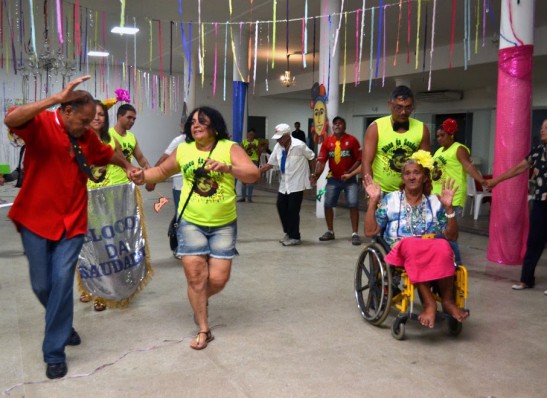 timthumb-12-2 Bloco da Saudade participa de baile no Centro Cultural e faz a festa em Monteiro