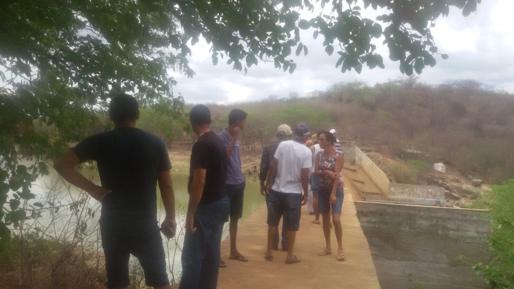 20170312_140735-1024x576 Centenas de pessoas visitan Barragem de São José no município de Monteiro neste Domingo.