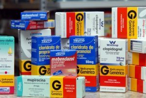 genericos-300x201-1-300x201 Remédios ficam até 4,76% mais caros a partir de hoje